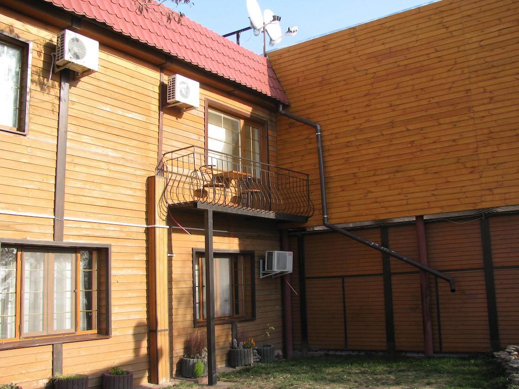 Cowboy Hotel Odessa Esterno foto